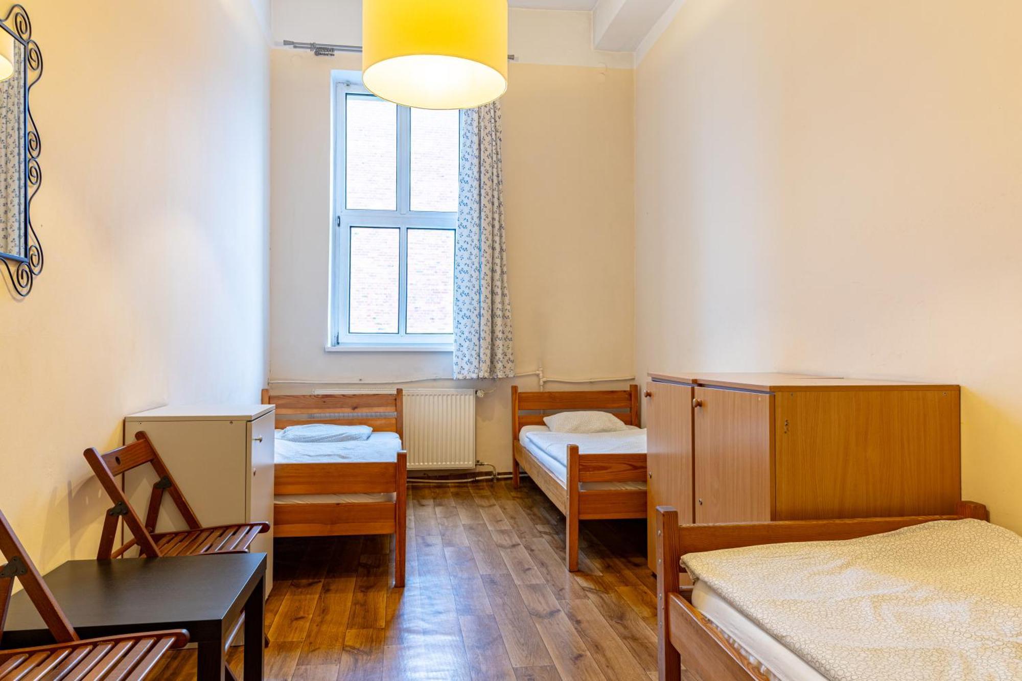 Hostel Orange Plus Stary Toruń Екстериор снимка