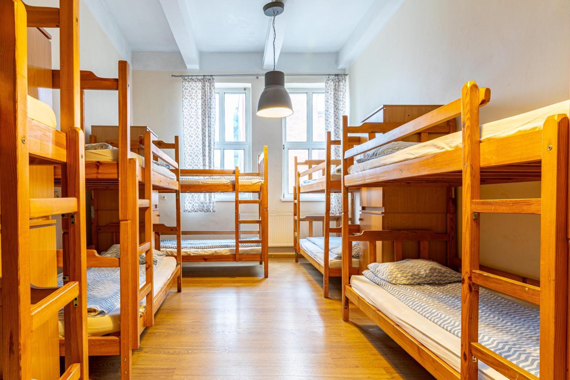Hostel Orange Plus Stary Toruń Екстериор снимка