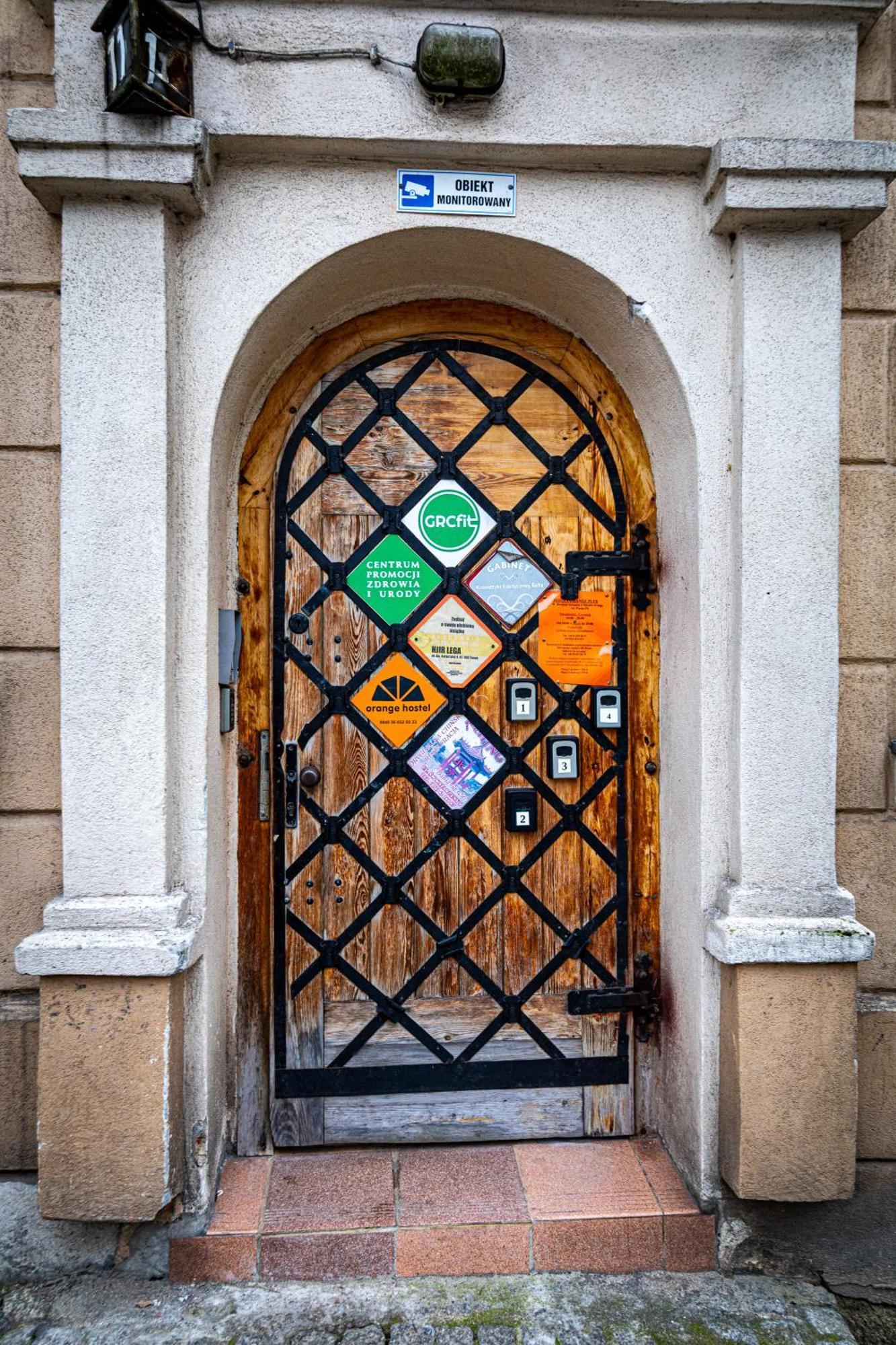Hostel Orange Plus Stary Toruń Екстериор снимка