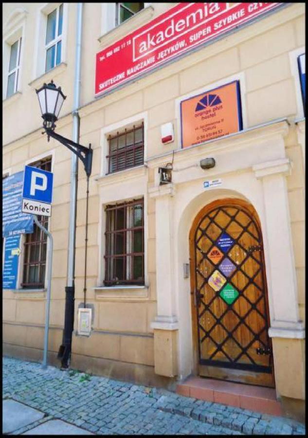 Hostel Orange Plus Stary Toruń Екстериор снимка